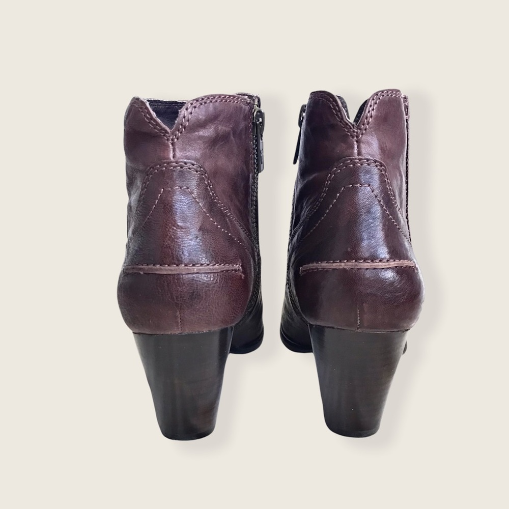 Frye Renee Seam Brown Leather Short Ankle Bootie - Picture 12 of 14